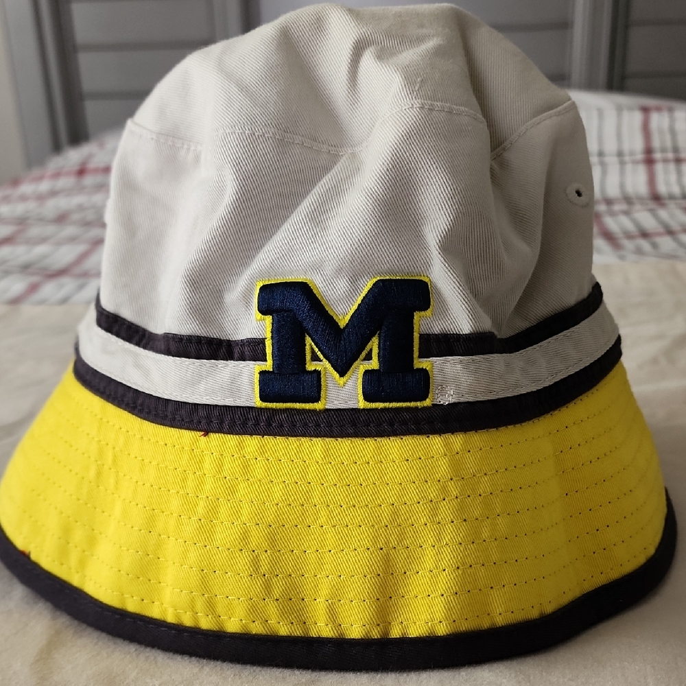 U Of U Michigan Reversible Yellow and Gray Bucket Hat